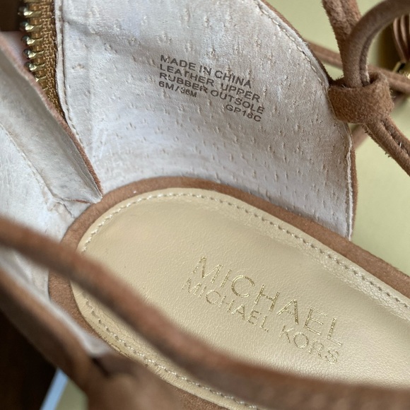 Micheal Kors Mirabel Mid Suede Heels Sandals - Picture 11 of 15